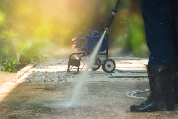 Best Rust Removal  in Mineralwells, WV